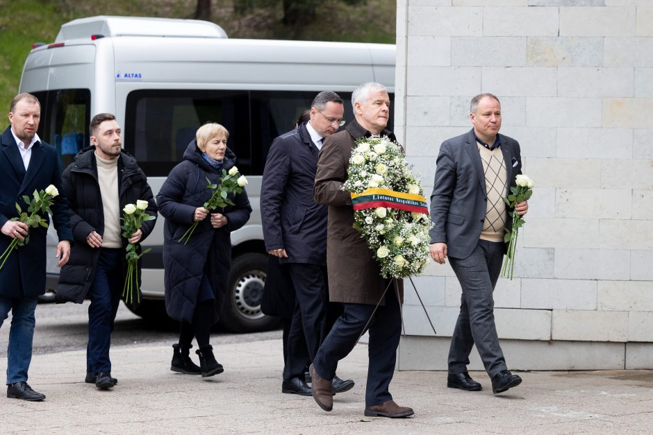 Vilniuje atsisveikinama su G. Kirkilu