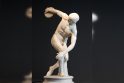 Atsisakymas: Italija atmetė Miuncheno muziejaus prašymą grąžinti A. Hitlerio nupirktą senovės romėnų statulą „Disko metikas“.